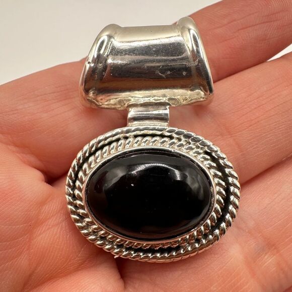 Stunning Sterling Silver TAXCO Black Onyx cabochon, pendant/slide! - Picture 6 of 10